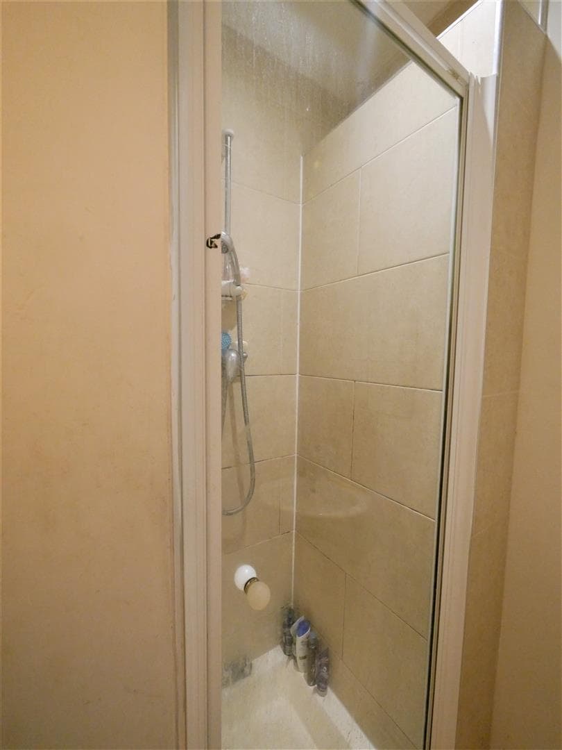 Flat 3, 24 Blenheim Square, Leeds - Image 8