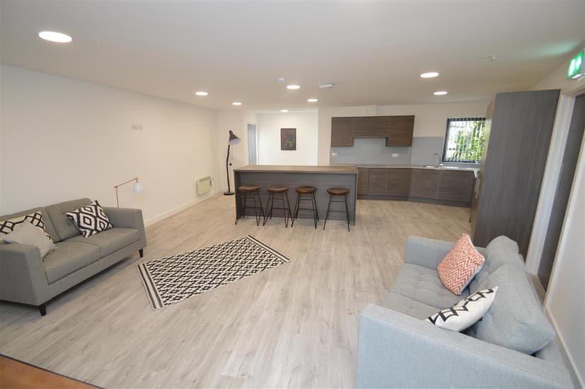 QED, Studio 1, Frederick Road - Image 4