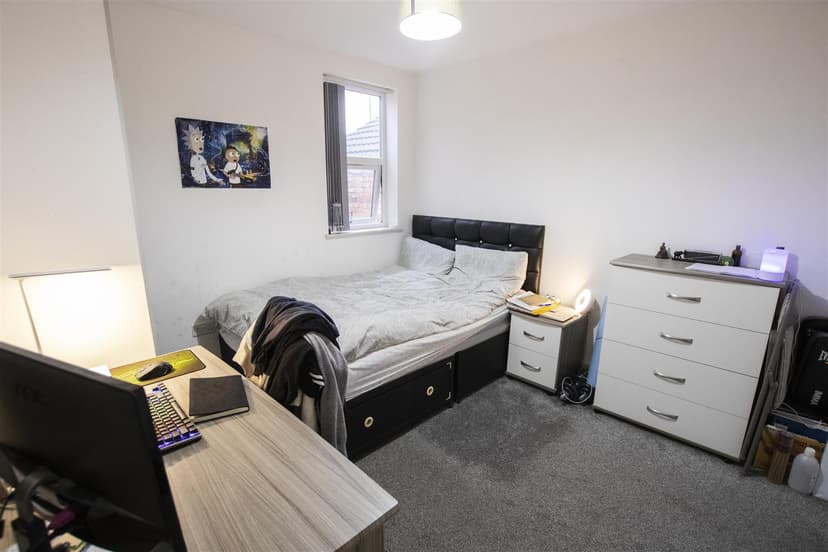 185, Tiverton Road - Image 8