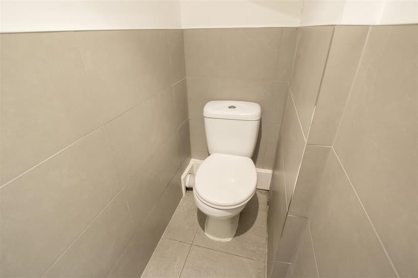 185, Tiverton Road - Image 5