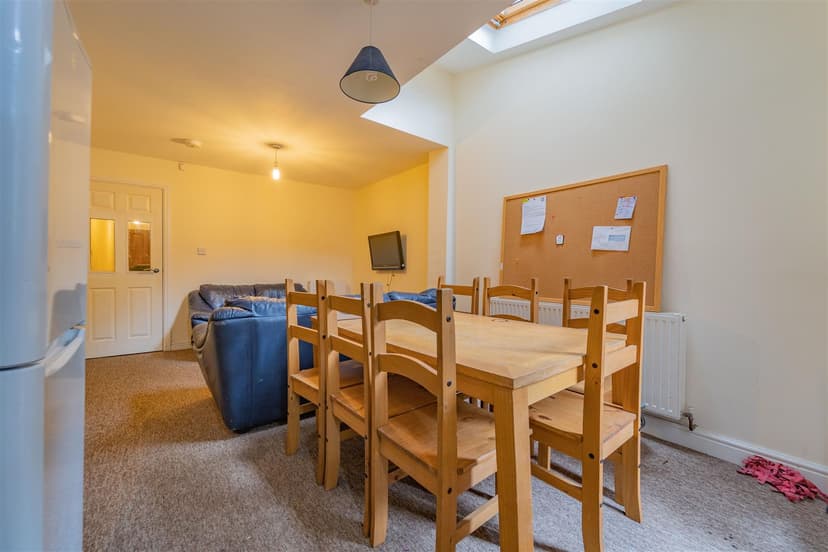 Tiverton Road - Image 10