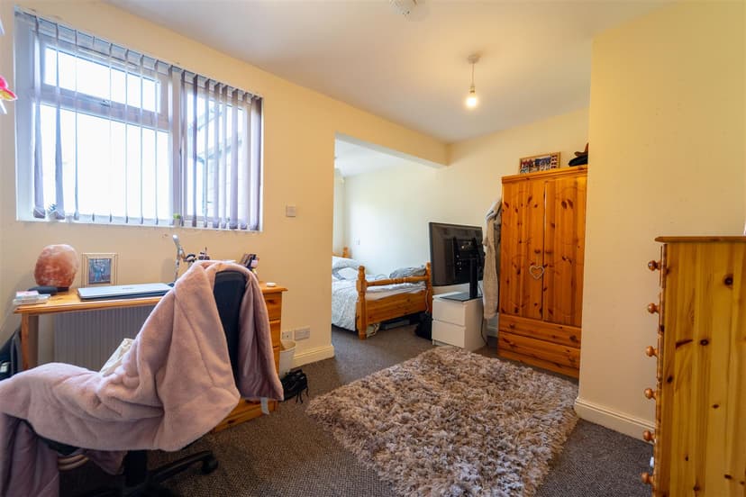 92, Alton Road - Image 15