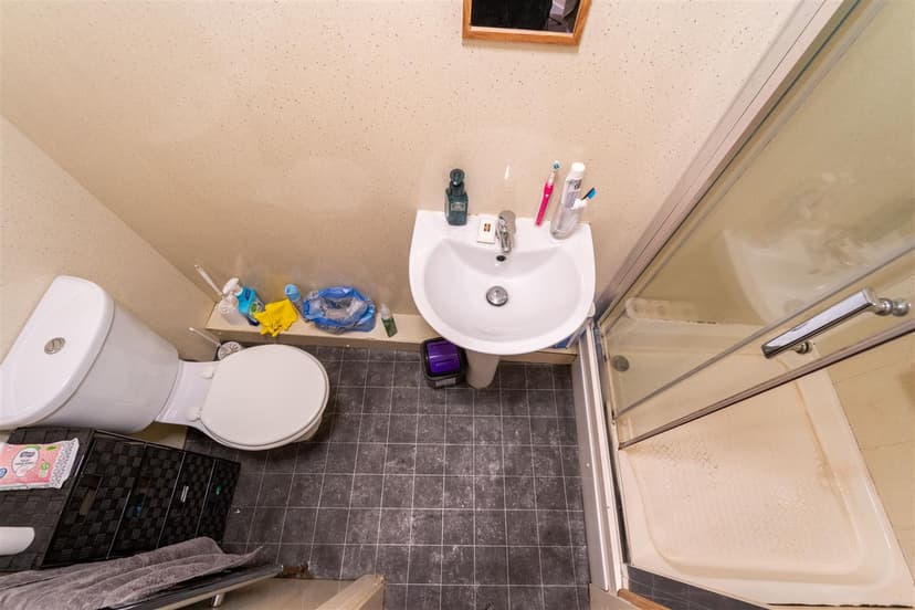 92, Alton Road - Image 11