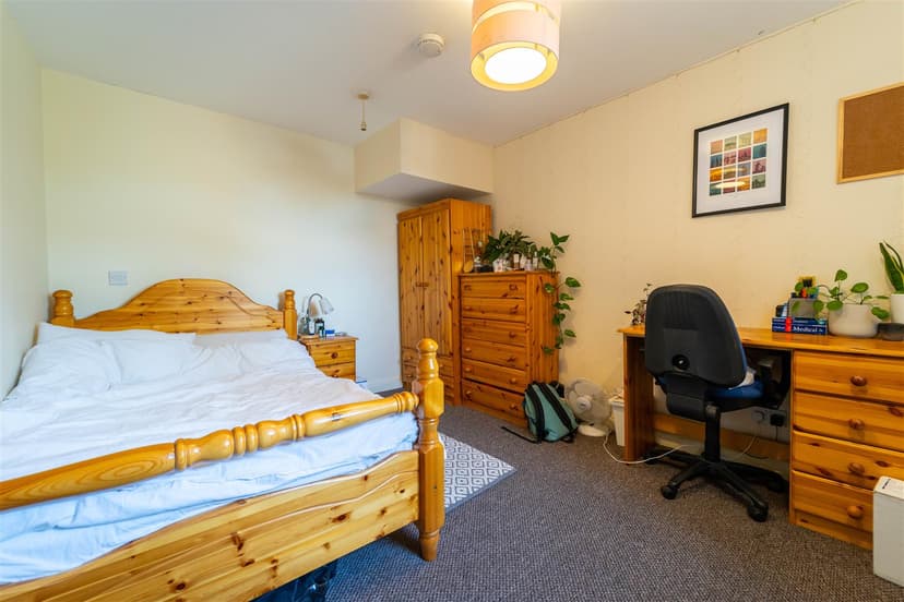 92, Alton Road - Image 7