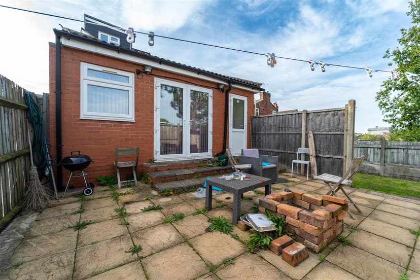 92, Alton Road - Image 2