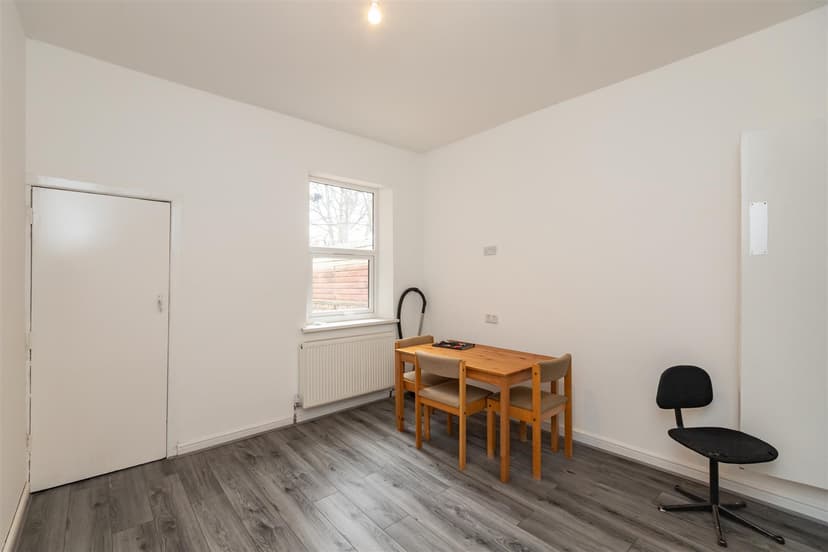 82, Dale Road - Image 11