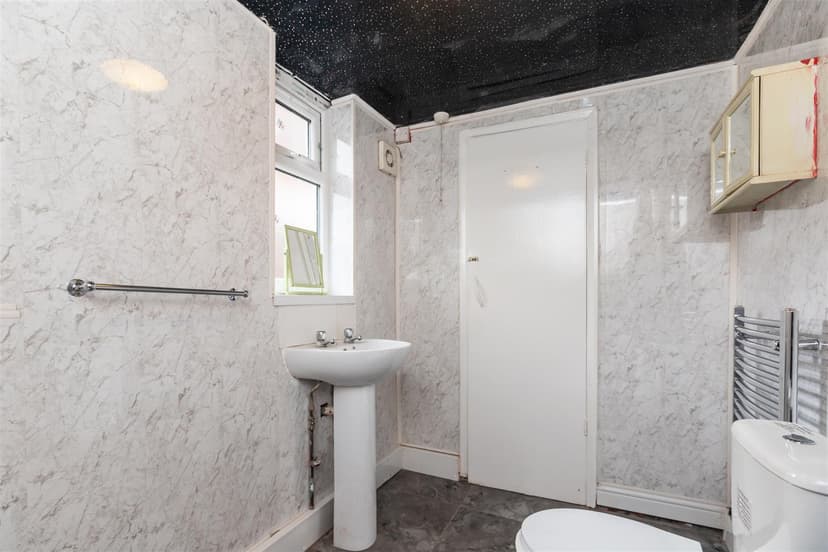 82, Dale Road - Image 5