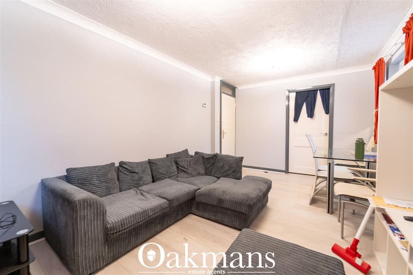 Flat 3, Appleton Court, Gilldown Place - Image 7