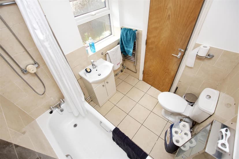 149, Dawlish Road - Image 1