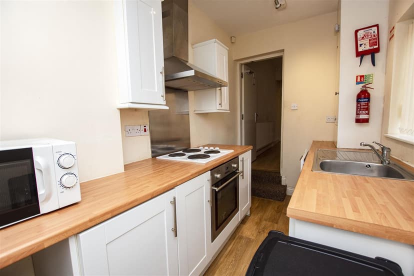 43, Gleave Road - Image 9