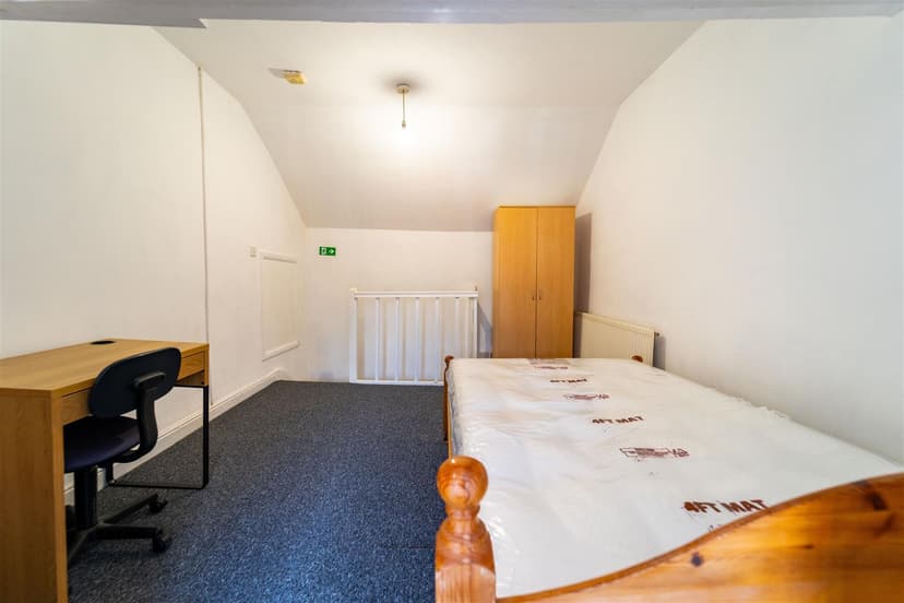 20, George Road - Image 16