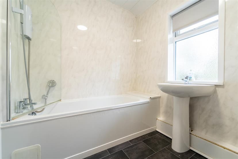 224, Tennal Road - Image 3