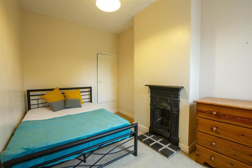 59, Northfield Road - Image 6