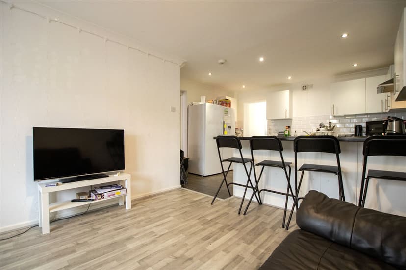 80, Heeley Road - Image 10