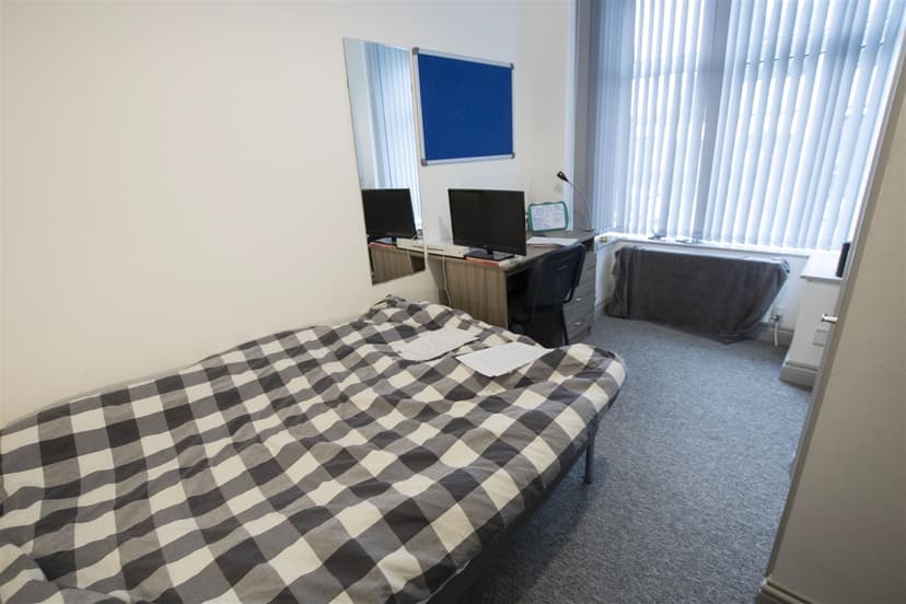 31, Selly Hill Road - Image 3