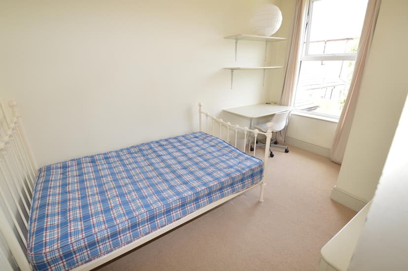 5, Sefton Road - Image 3