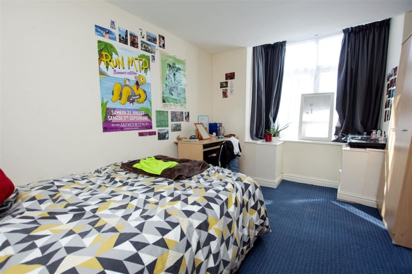 245, Heeley Road - Image 3