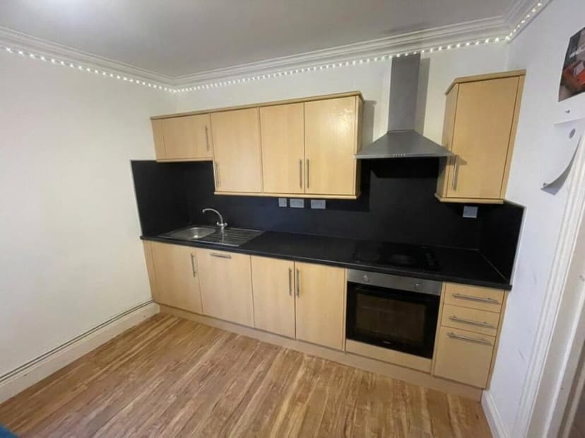 St Michaels Hill - Image 3