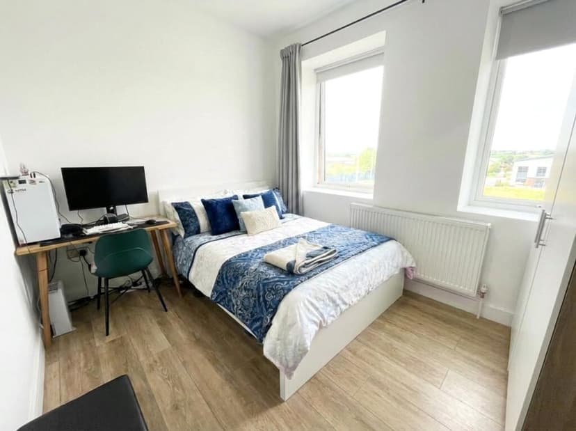 Carlton Chambers - Image 1