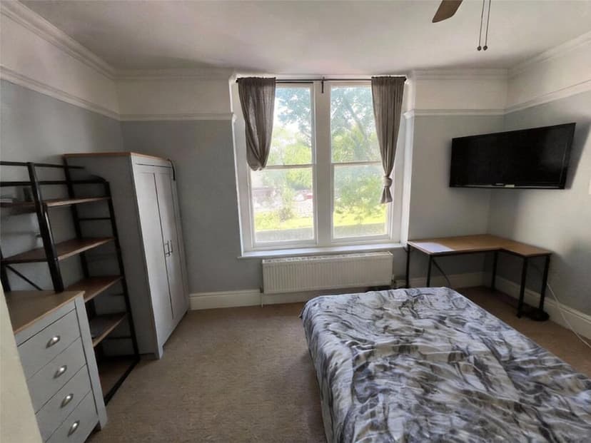 Alma Vale Road (F2) - Image 4