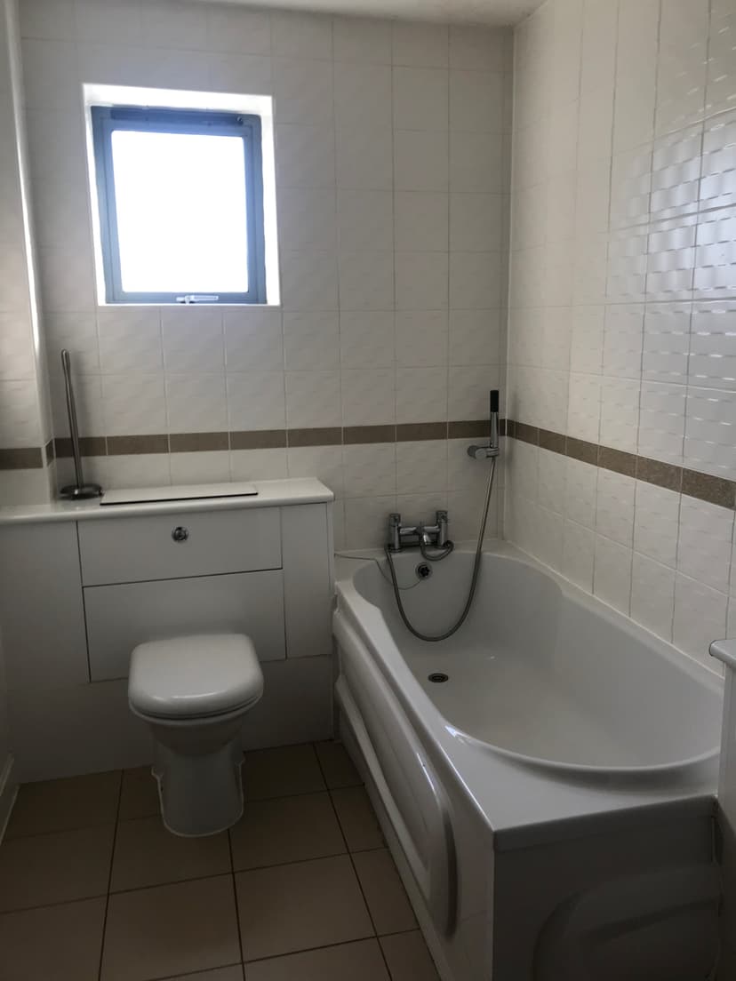 73 St Christophers Court - Image 4