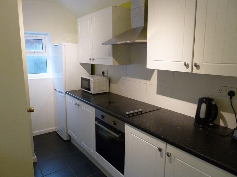 79 Argyle Street - Image 3