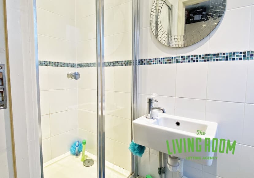 176 Mackintosh Place - Image 14