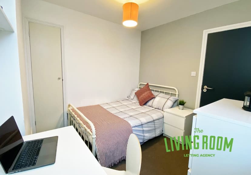 176 Mackintosh Place - Image 8