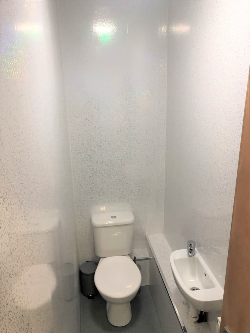 11 Dillwyn Street - Image 4