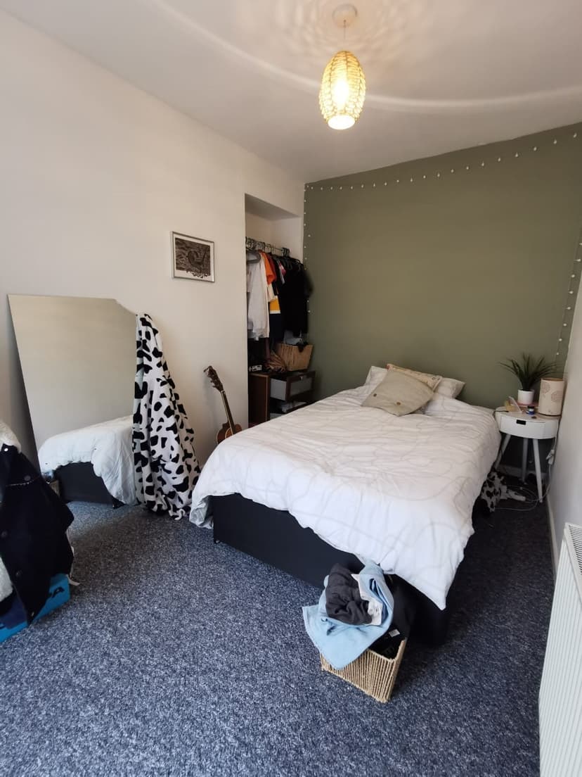 35 Balaclava St - Image 6