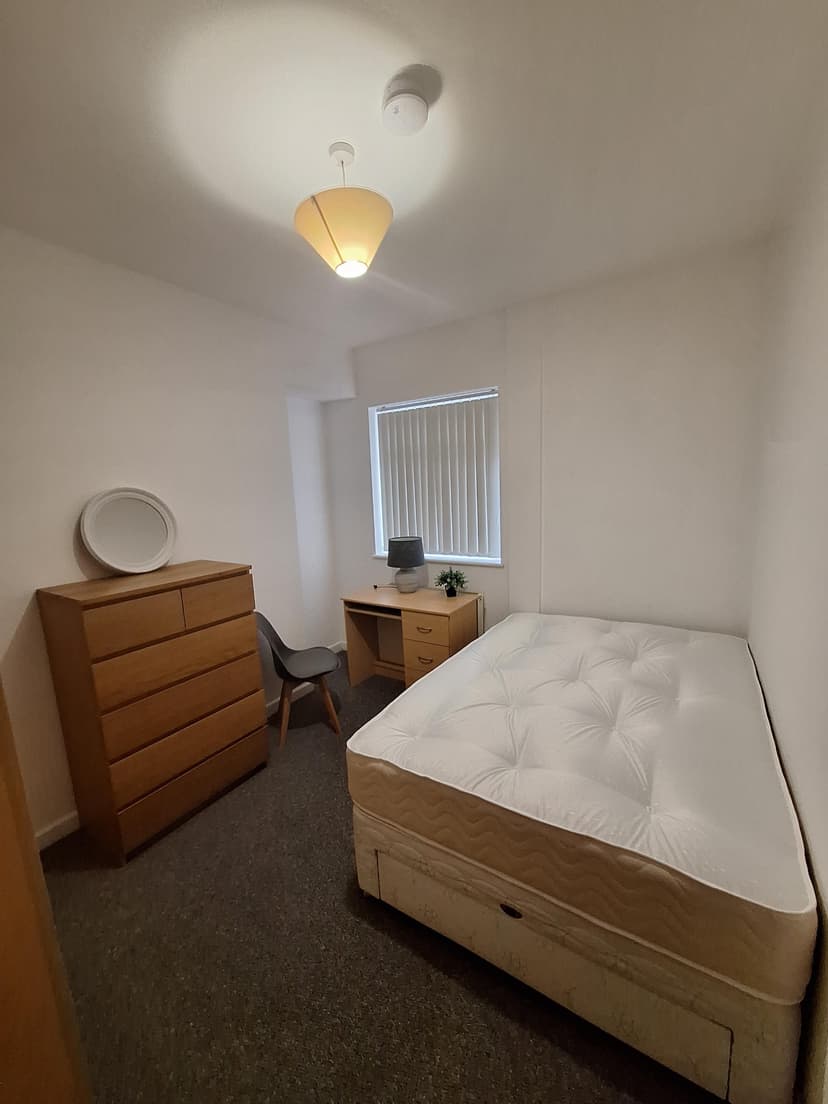 68 Cromwell Street - Image 4