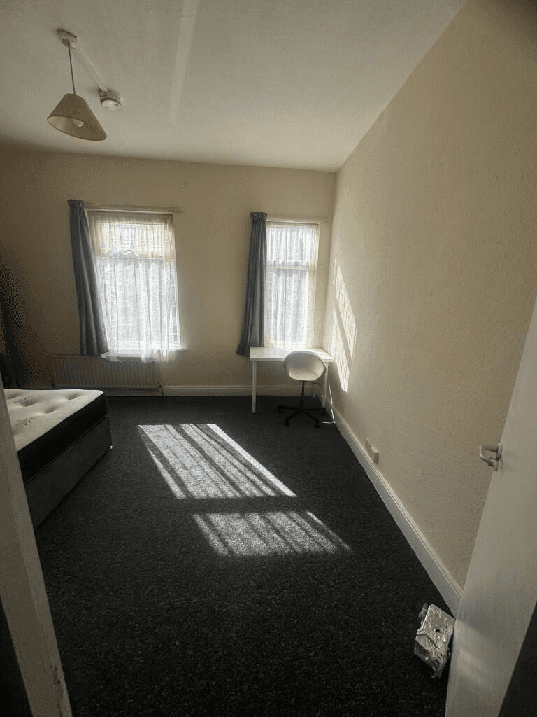 Upper West Grove, Manchester - Image 8