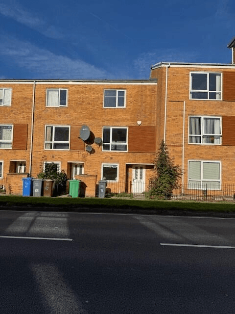 71 DEVONSHIRE STREET - Image 1