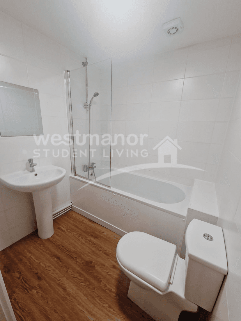 Charles Street, Leicester - Image 8