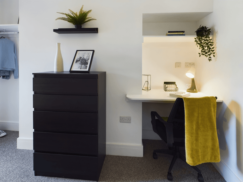 106 Rhyddings Terrace Brynmill, Swansea, SA2 0DS - Image 2