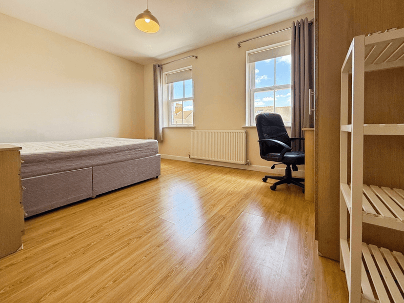 86 Eastleigh Road, Leicester - Image 8