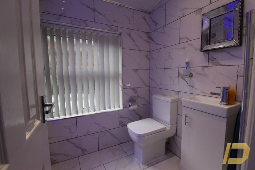 F2 - 181 HYDE PARK ROAD - Image 2