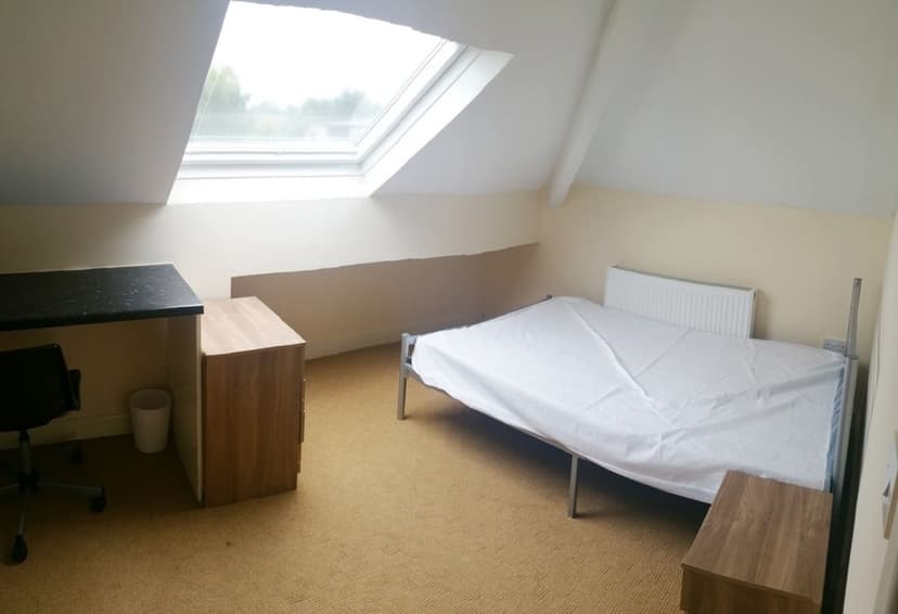 egerton Road - Image 3