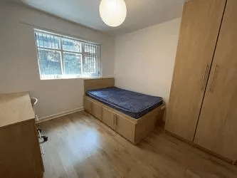 Park Range, Manchester - Image 8