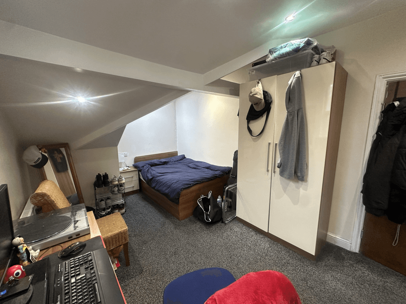 9 EN SUITES 9 BED STUNNER - Image 4