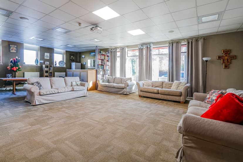 Room F07, St. Joachim, Newman Hall Colum Road - Image 2