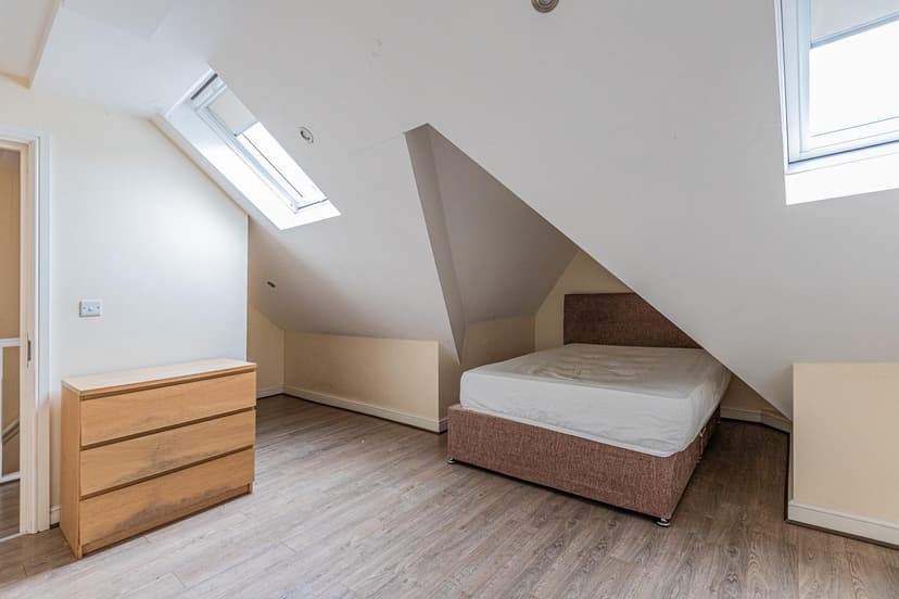 3, 272 North Road - Image 9