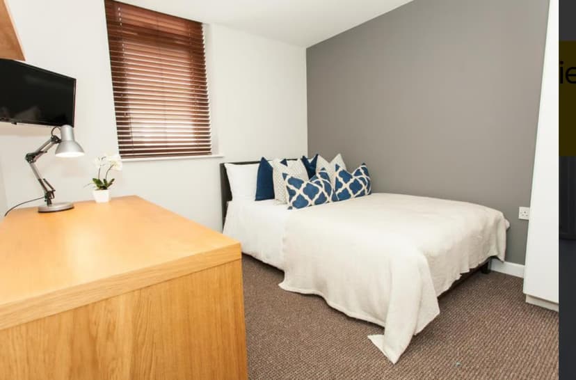 84 Bedford Street - Image 9