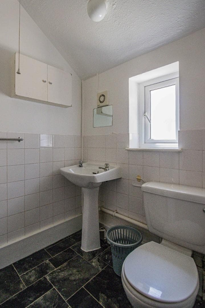 100 Malefant Street - Image 9