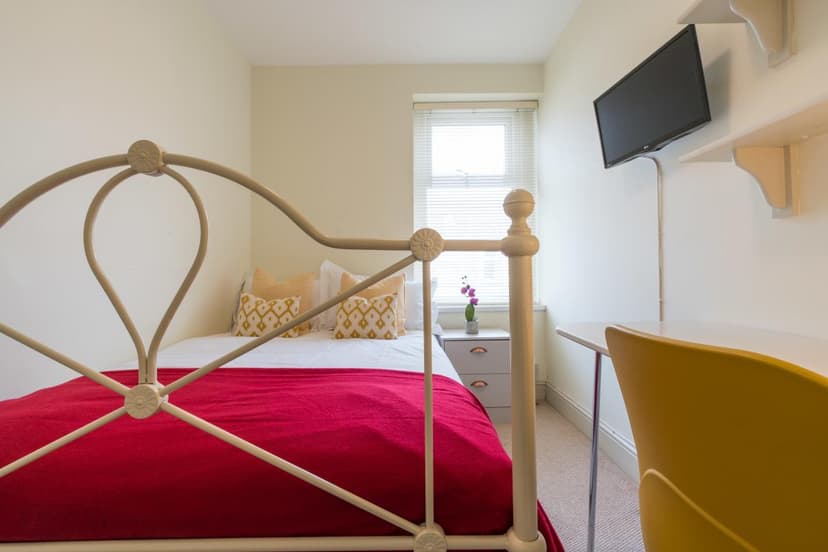 22 Glenroy Street - Image 22