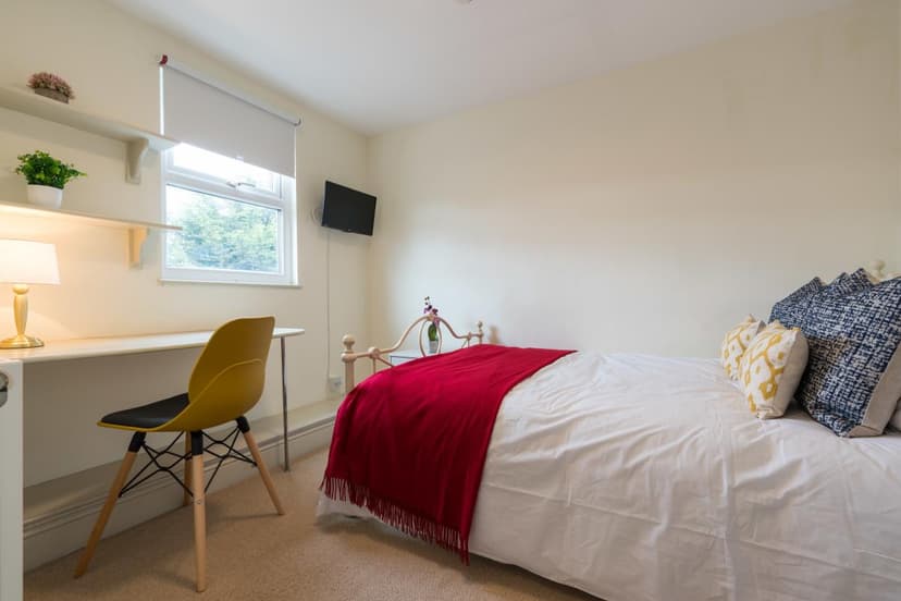 22 Glenroy Street - Image 23