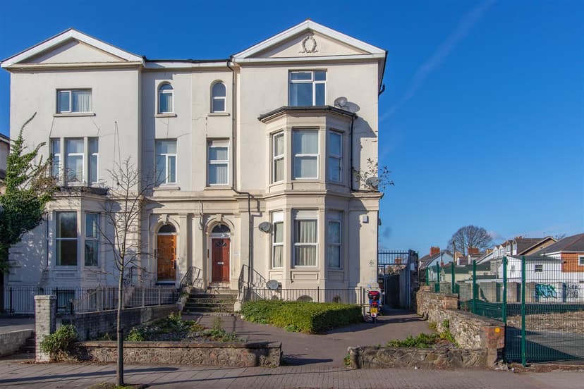 4, 177B Newport Road - Image 8