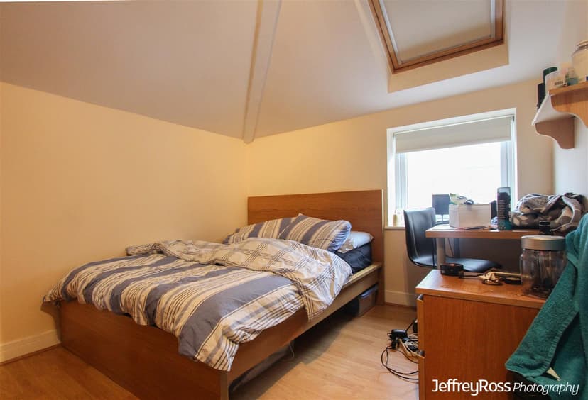 2, 193 Richmond Road - Image 3