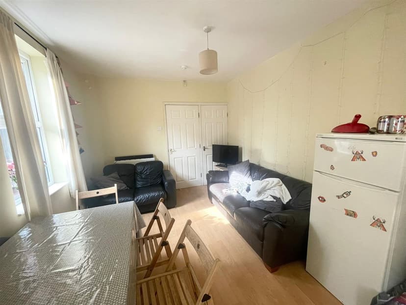 10 Teversal Avenue - Image 3