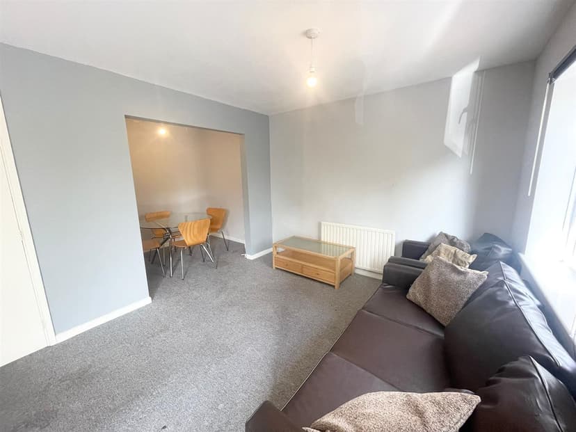 9 Park Ravine - Image 2